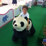 Nosso mini cliente se divertindo!